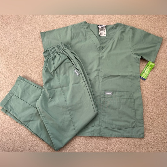Landau Other - NWT Scrub Set Short Sleeve Size XS
